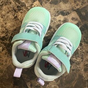 See Kai Run Mint Green Tennis Shows NWOT